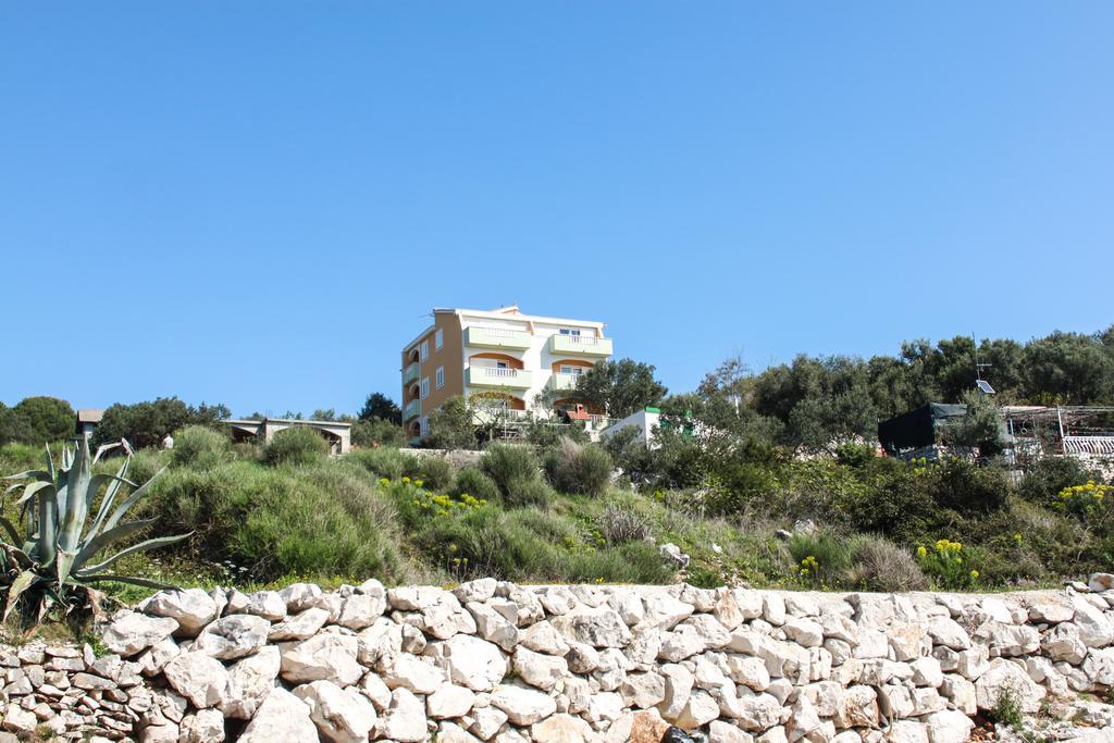 Vila Tatinja تروغير المظهر الخارجي الصورة